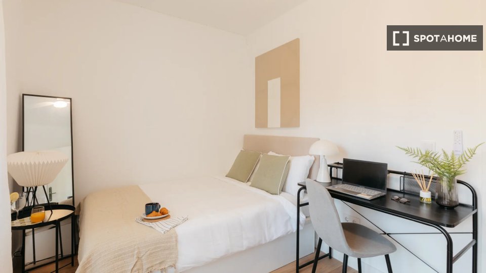 Double room Valencia, 5 beds — photo 14