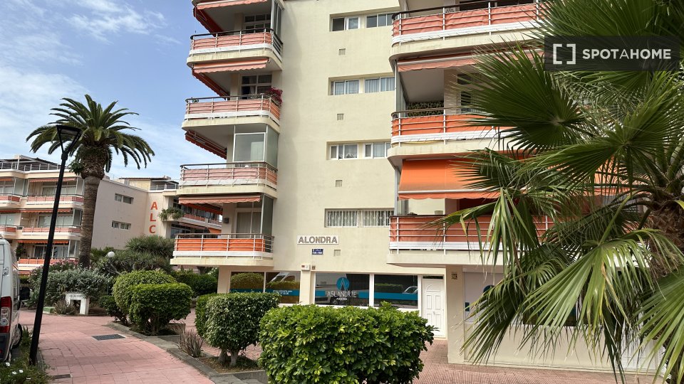 Apartment mono Santa_Cruz_De_Tenerife, 80m² — photo 9