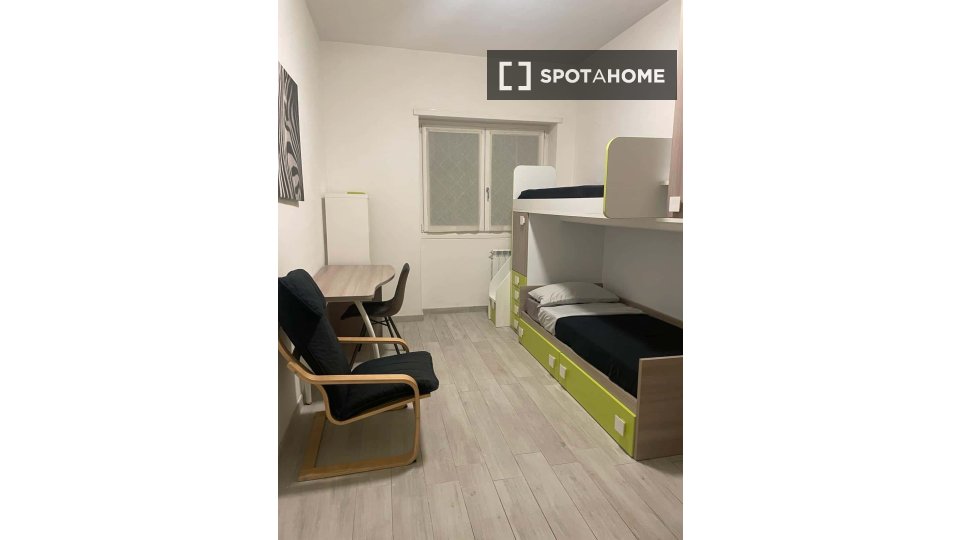 Double room Rome, 1 bed — photo 8