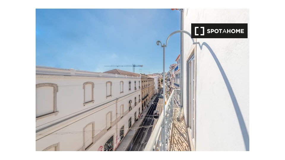 Apartment Lisbon, 1 bed — photo 4