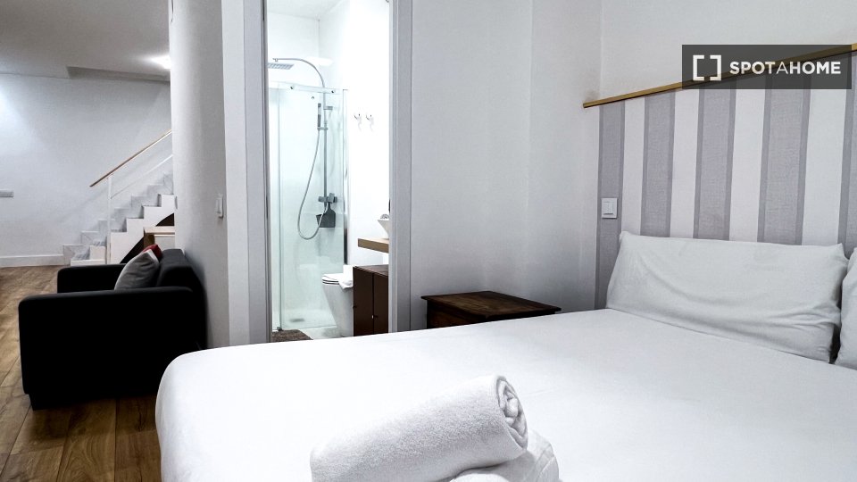 Apartment Madrid, 2 beds, 65m² — photo 14