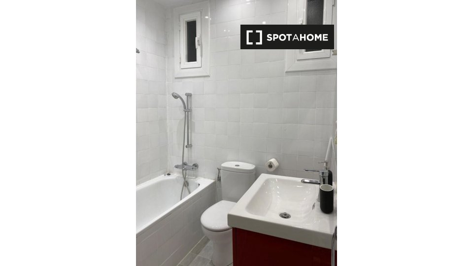 Appartamento Barcellona, 2 camere, 90m² — foto 19