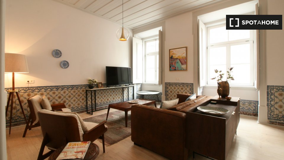 Apartment Lisbon, 3 beds, 130m² — photo 13