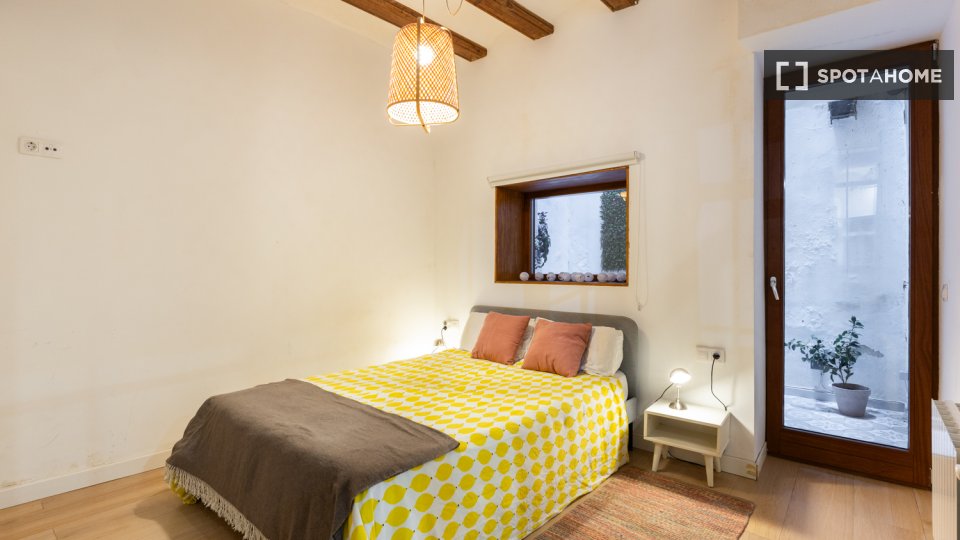 Apartment Valencia, 2 beds, 90m² — photo 4