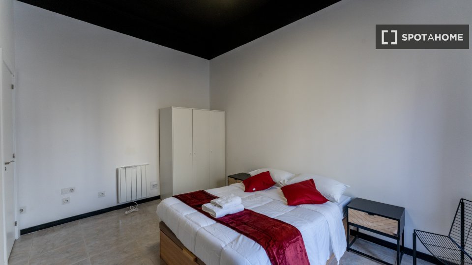 Double room Madrid, 11 beds — photo 17