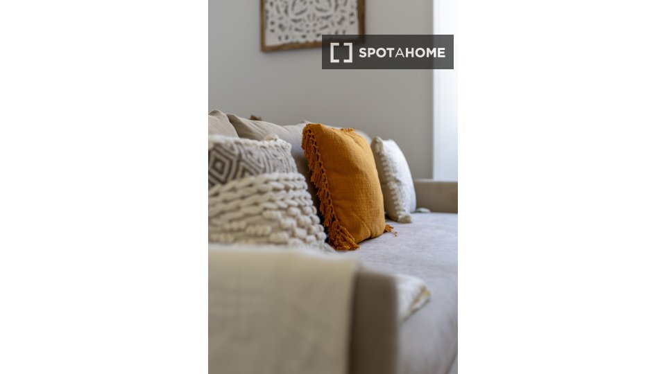 Apartment Lisbon, 1 bed — photo 11