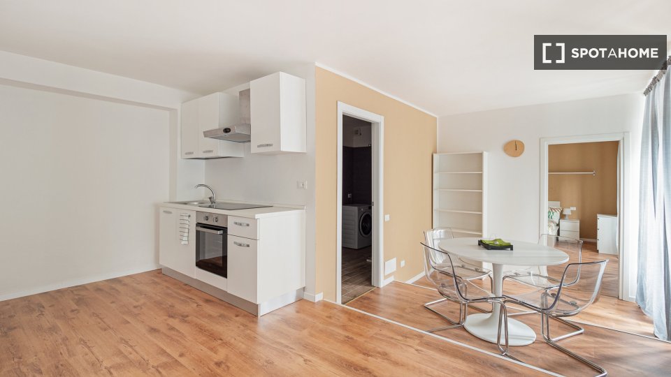 Apartment Milan, 2 beds, 60m² — photo 4