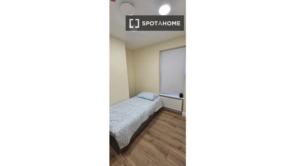 Double room Dublin, 8 beds — photo 29
