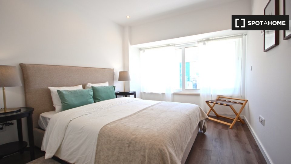 Apartment Lisbon, 1 bed — photo 1
