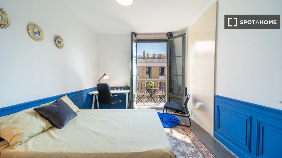 Double room Barcelona, 7 beds, 160m² — photo 8