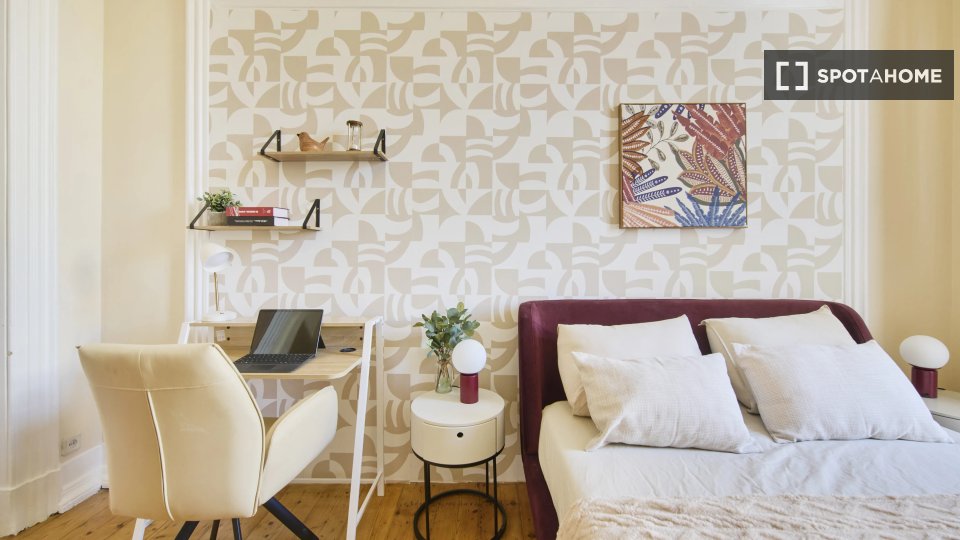 Double room Lisbon, 8 beds — photo 12