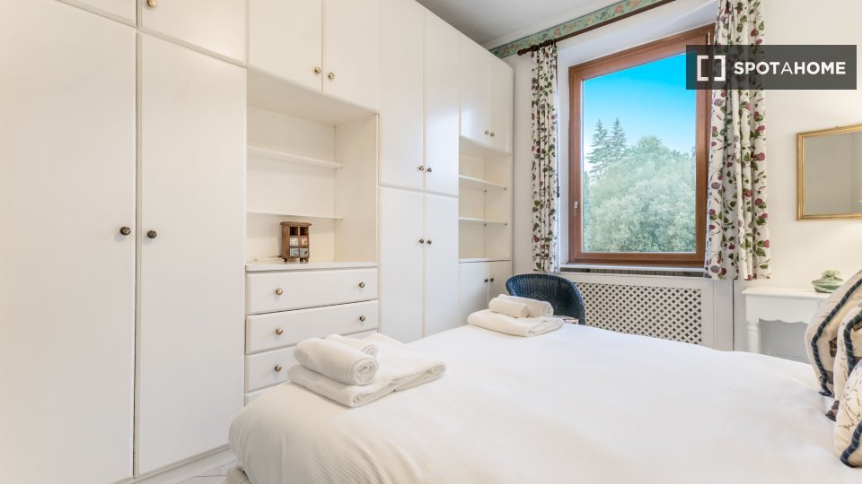 Apartment Rome, 1 bed, 90m² — photo 12