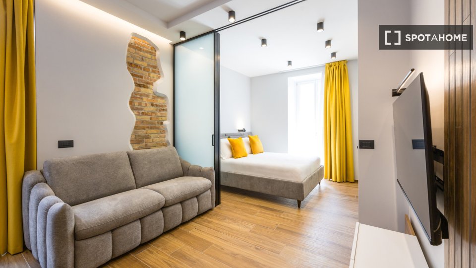 Apartment Naples, 1 bed — photo 15