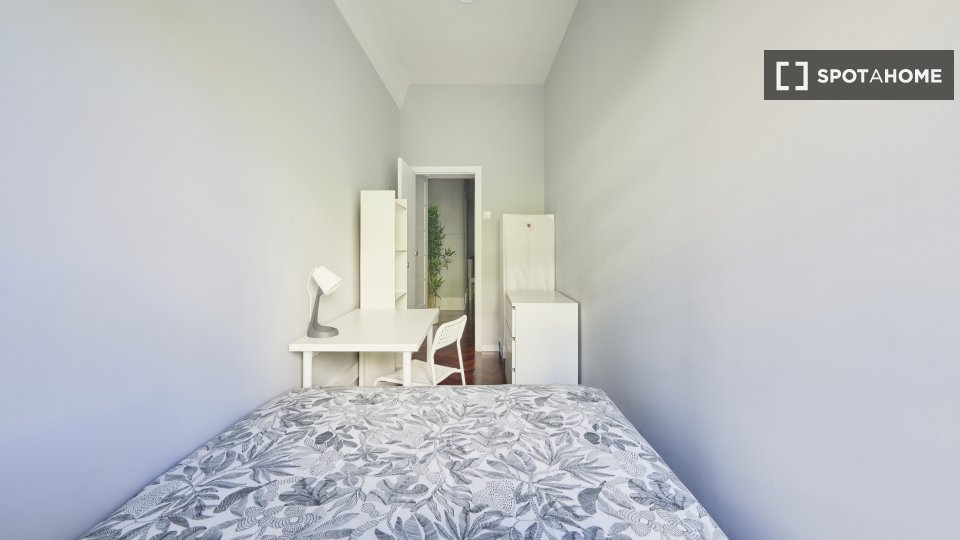 Double room Lisbon, 16 beds — photo 1