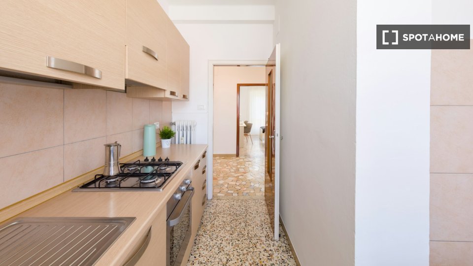 Double room Trento, 3 beds — photo 14