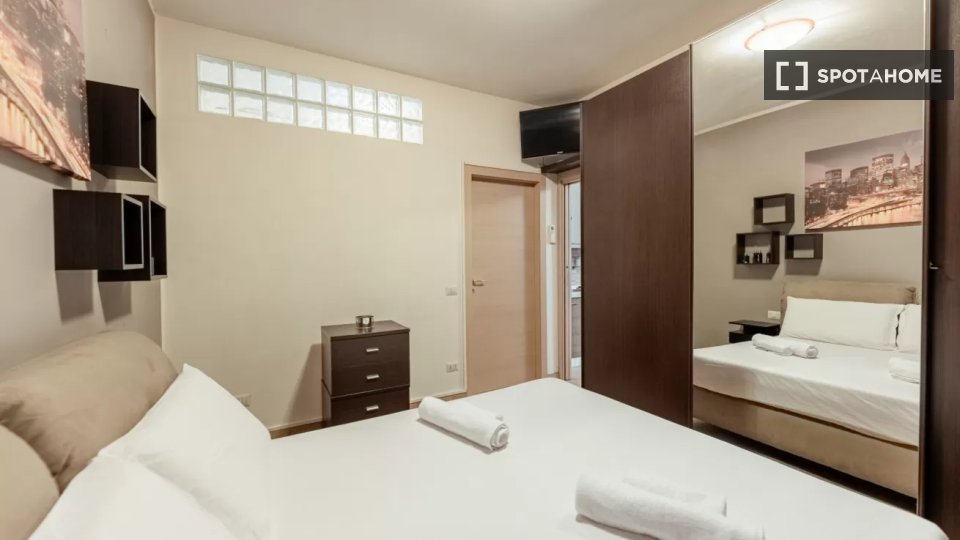 Apartment Milan, 1 bed — photo 15