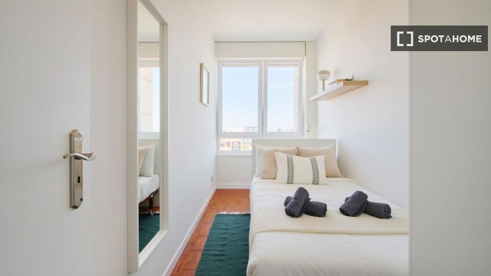 Double room Lisbon, 10 beds — photo 12
