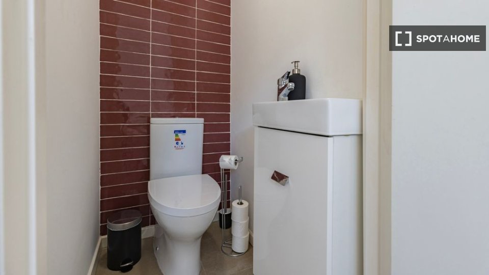 Apartment mono Lisbon — photo 13