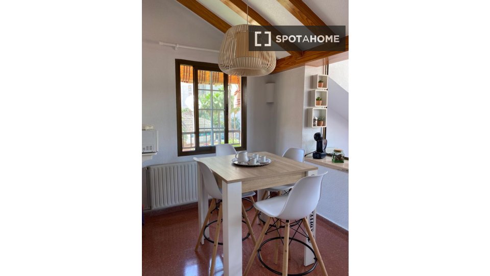 Apartment Alicante, 2 beds, 80m² — photo 1