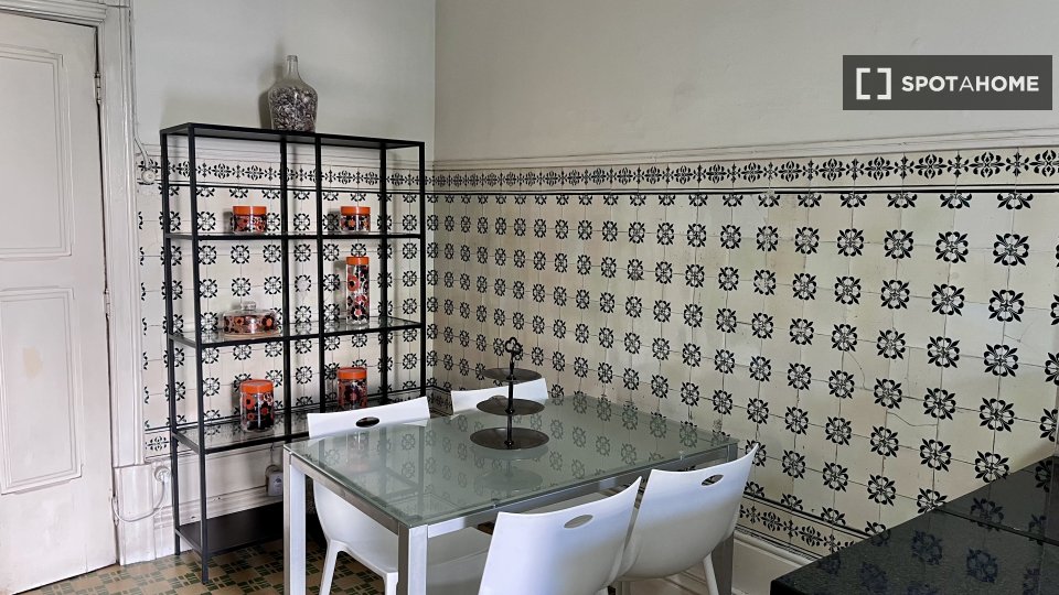 Double room Porto, 3 beds — photo 15