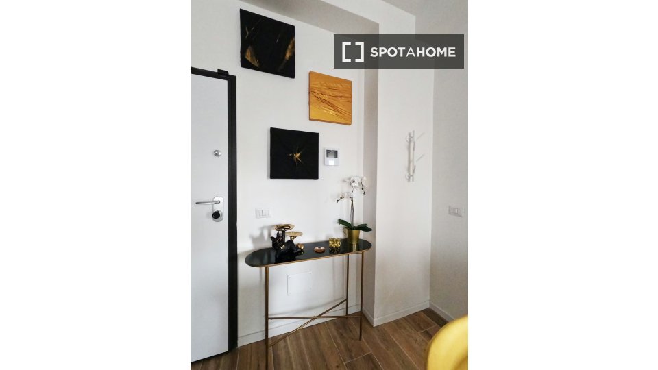 Apartment Milan, 1 bed, 65m² — photo 12