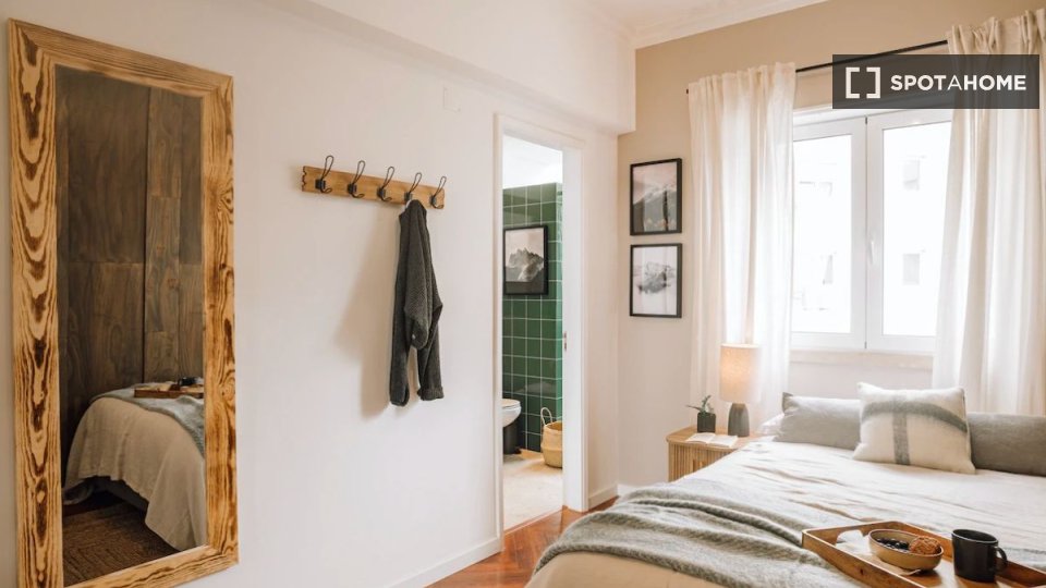 Apartment Lisbon, 2 beds — photo 8