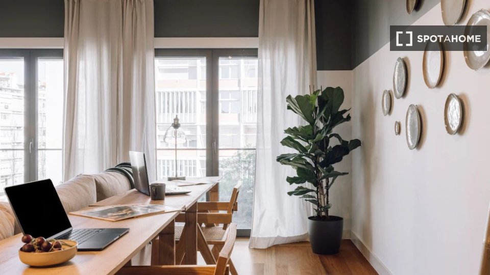Apartment Lisbon, 2 beds — photo 16