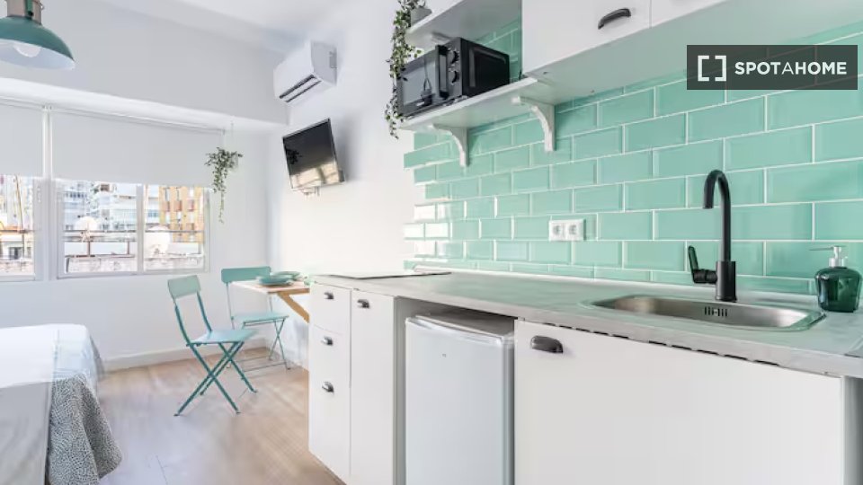 Apartment mono Malaga, 16m² — photo 4