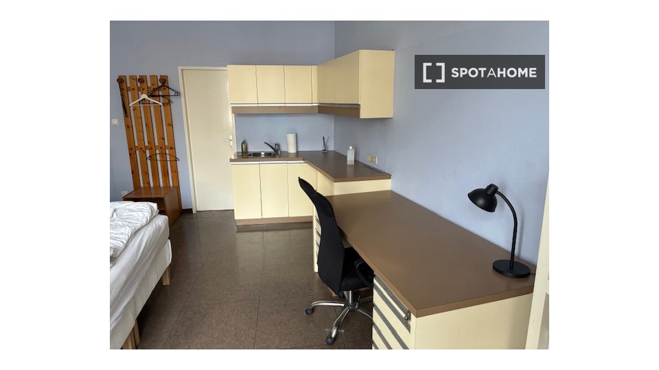 Double room Vienna, 3 beds, 88m² — photo 16