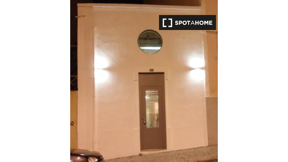 Apartment Lisbon, 2 beds, 60m² — photo 5