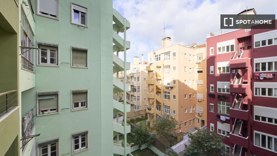 Double room Lisbon, 7 beds — photo 14