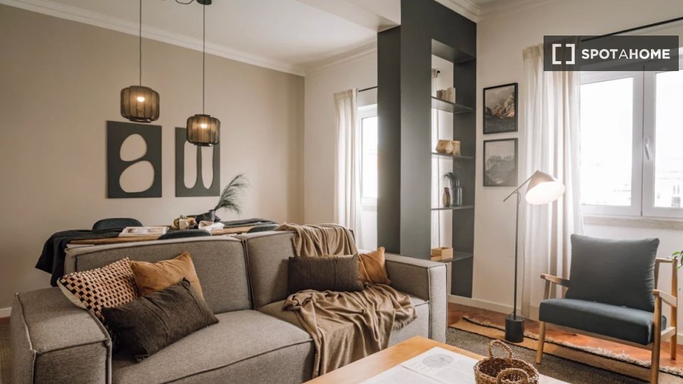 Apartment Lisbon, 2 beds — photo 16