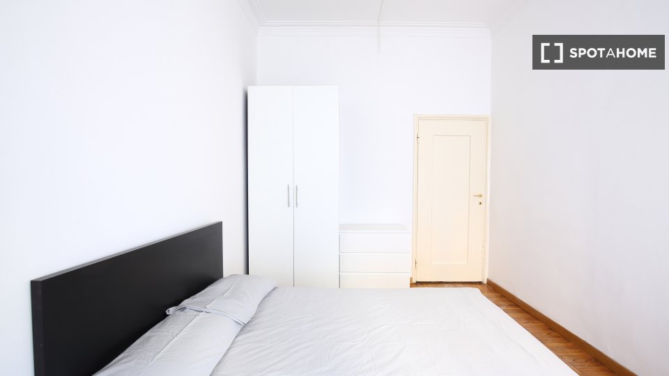 Double room Milan, 7 beds, 178m² — photo 11