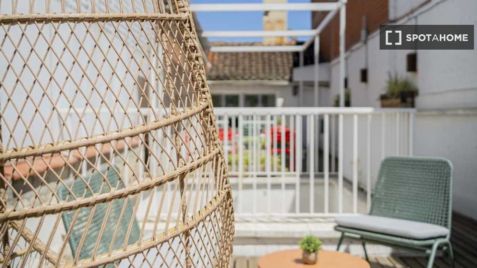 Double room Madrid, 67 beds — photo 52