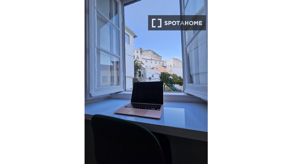 Apartment Lisbon, 1 bed — photo 2