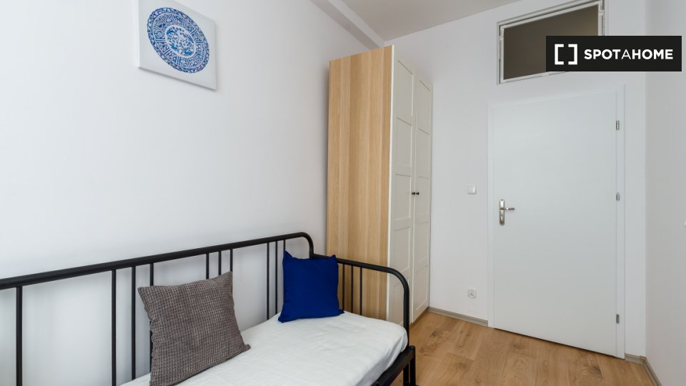 Double room Poznan, 5 beds — photo 1