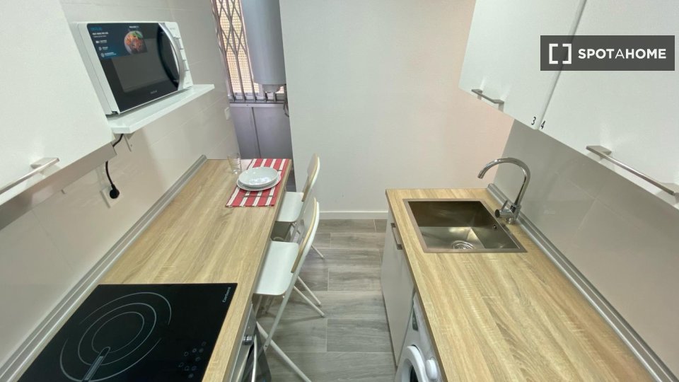 Double room Madrid, 4 beds — photo 21