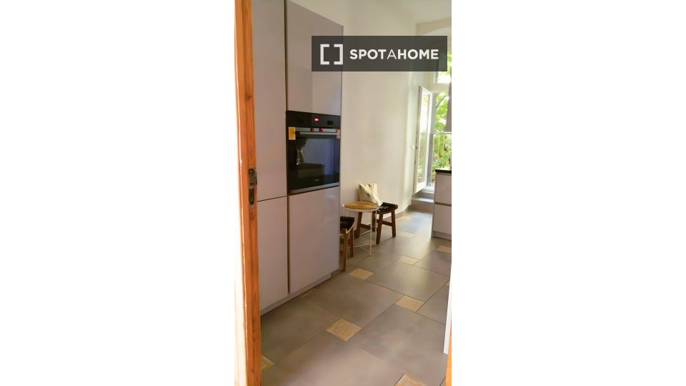Apartment Berlin, 1 bed, 65m² — photo 5