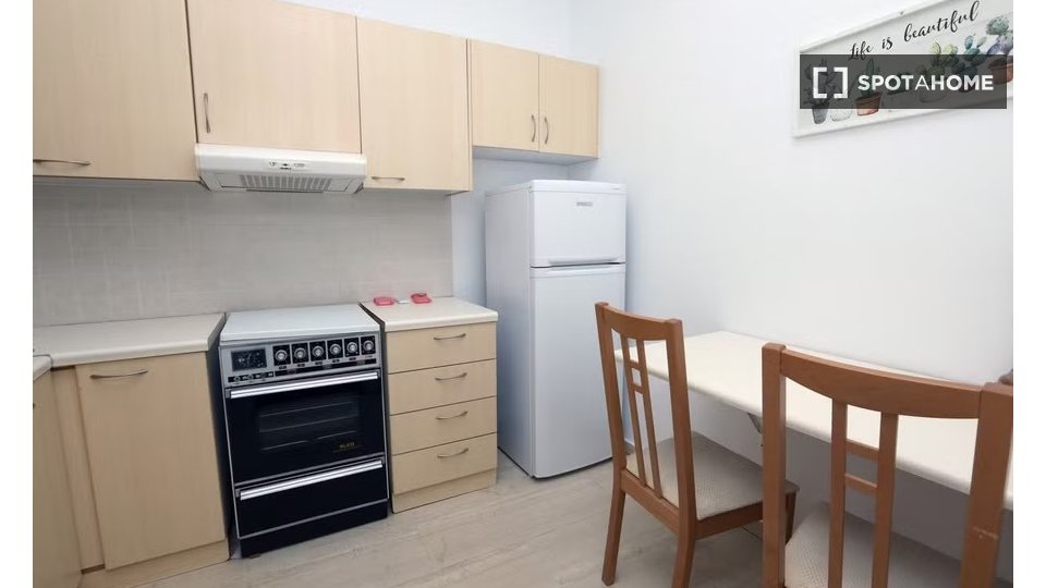 Double room Athens, 4 beds — photo 4