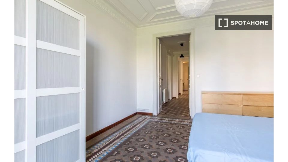 Double room Barcelona, 7 beds, 200m² — photo 15