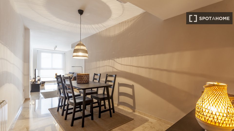 Apartment Valencia, 3 beds, 116m² — photo 8