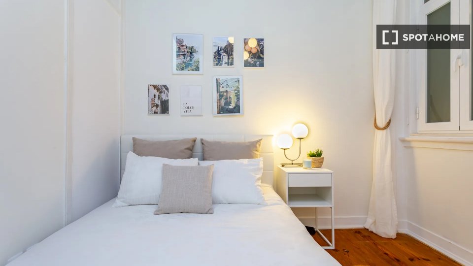 Double room Lisbon, 6 beds — photo 4