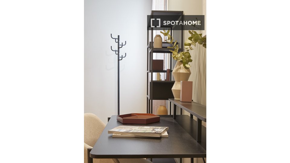 Apartment Barcelona, 2 beds, 75m² — photo 17