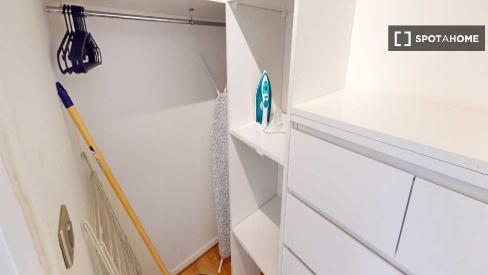 Double room Paris, 5 beds, 90m² — photo 12