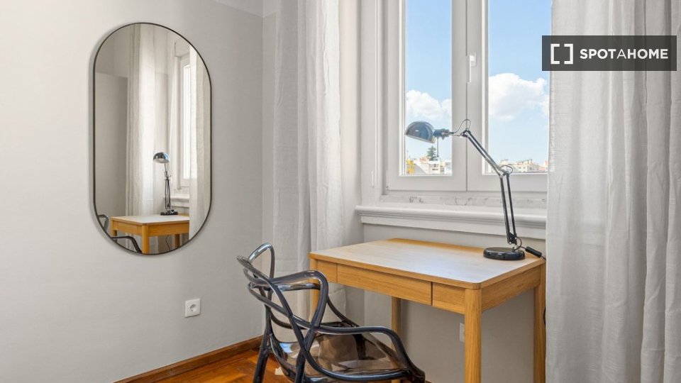 Double room Lisbon, 8 beds — photo 4