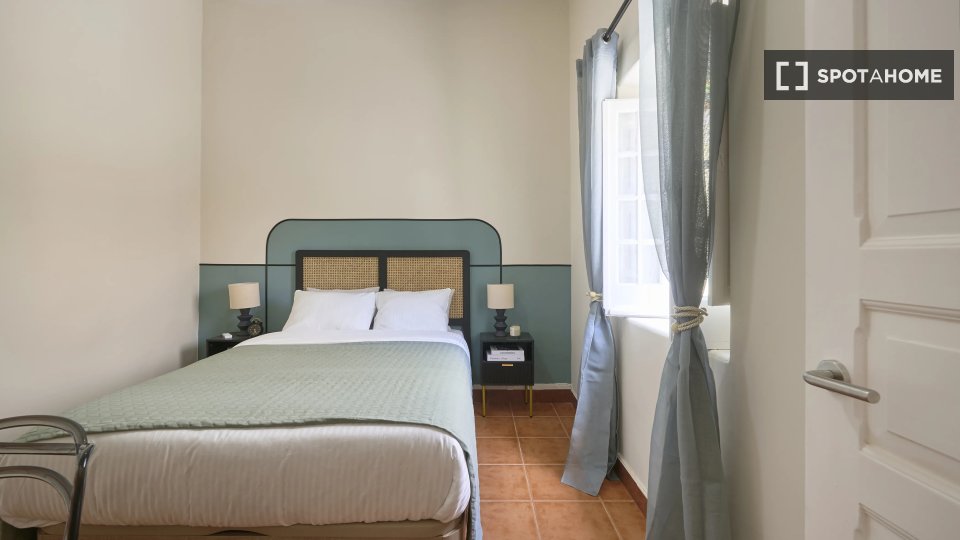 Apartment Lisbon, 1 bed — photo 3