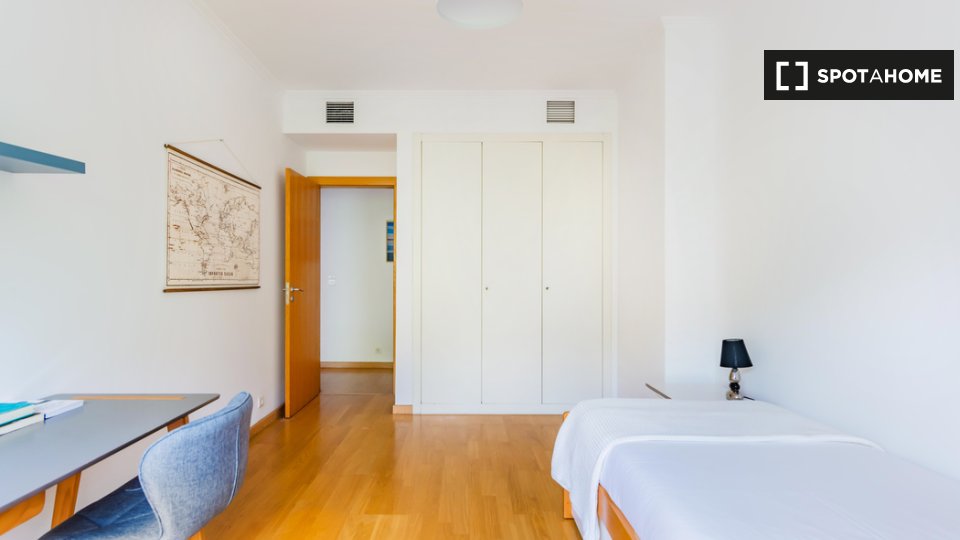 Apartment Lisbon, 3 beds — photo 5