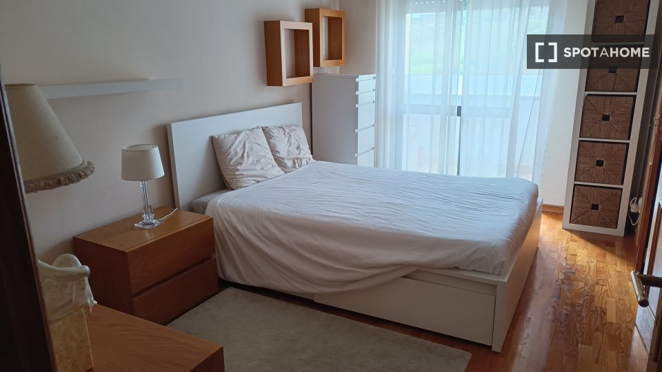 Double room Lisbon, 1 bed — photo 3