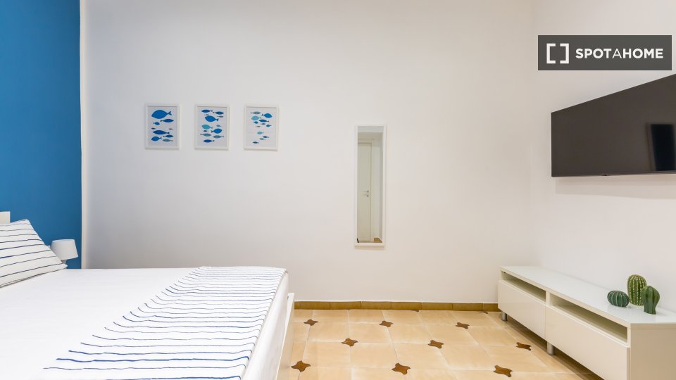 Apartment Naples, 2 beds — photo 18