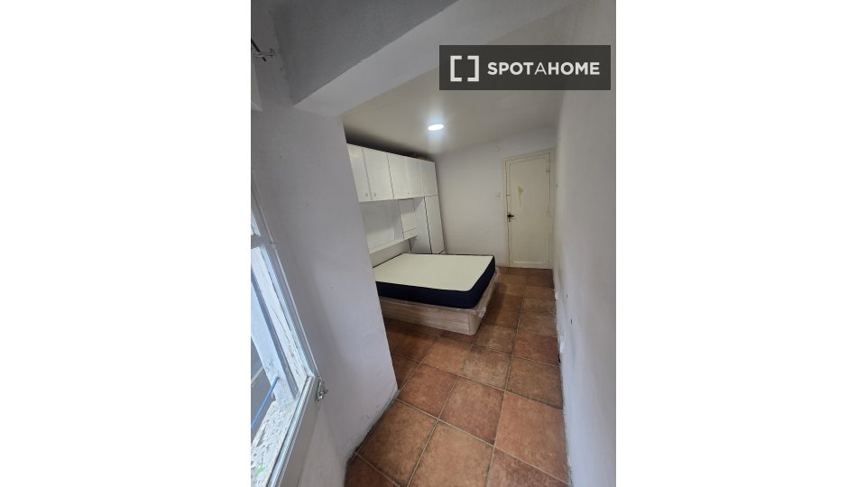 Double room Barcelona, 2 beds, 60m² — photo 7